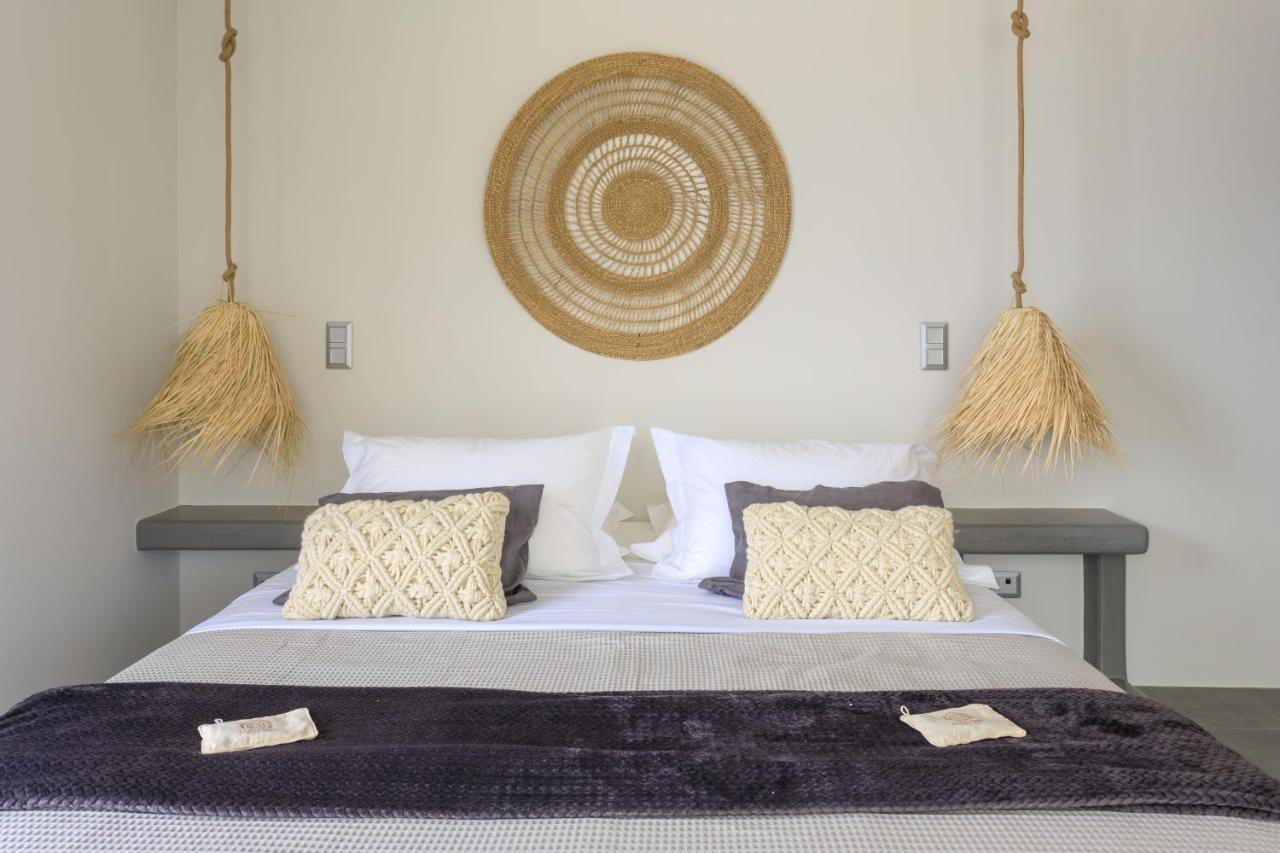 Iliades Luxury Boutique Suites Batsíon Exterior foto