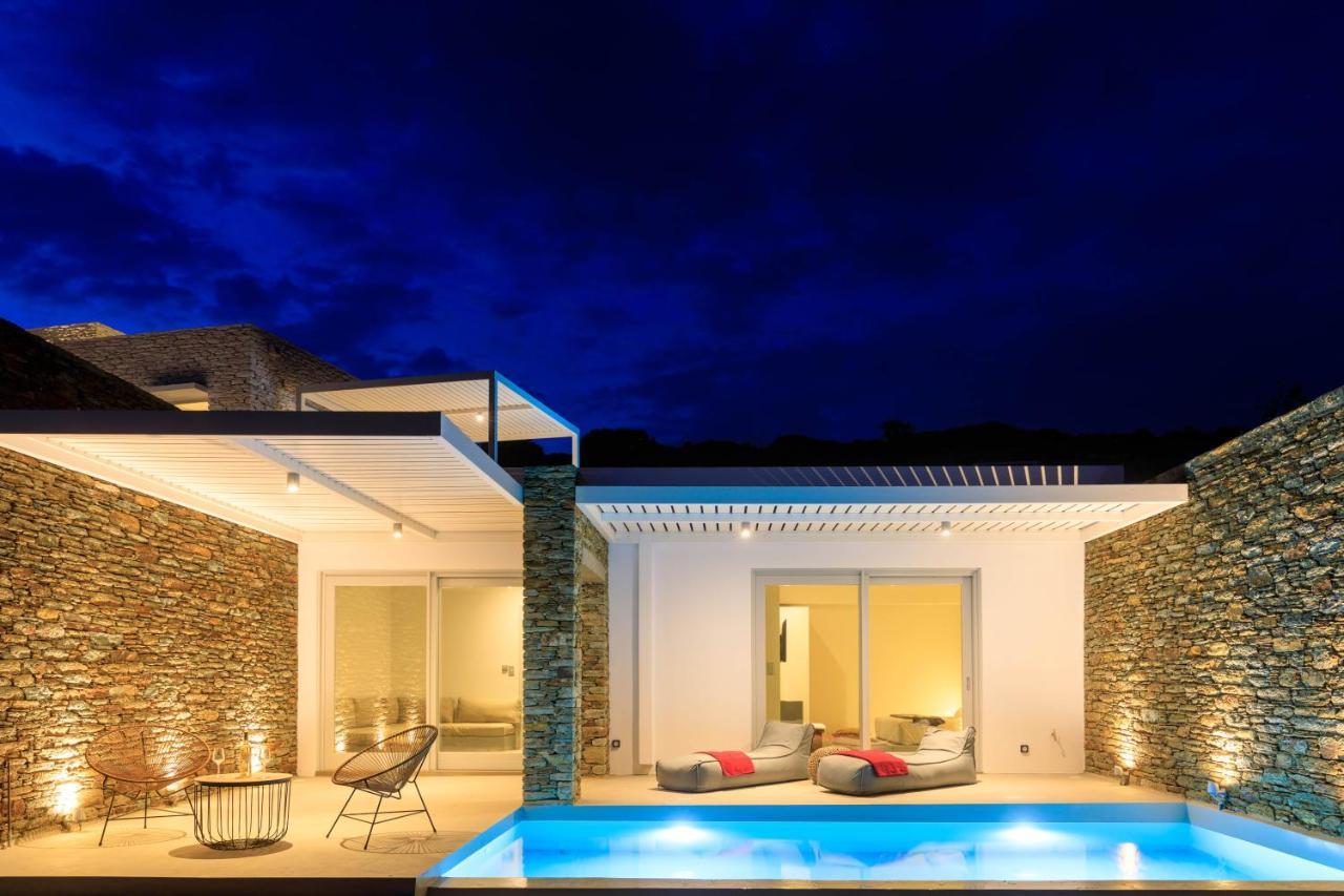 Iliades Luxury Boutique Suites Batsíon Exterior foto