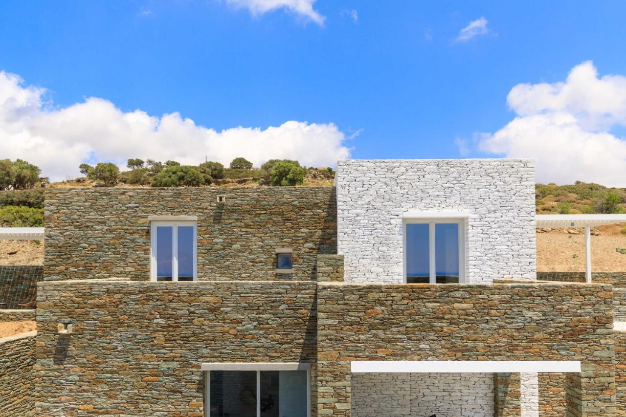 Iliades Luxury Boutique Suites Batsíon Exterior foto